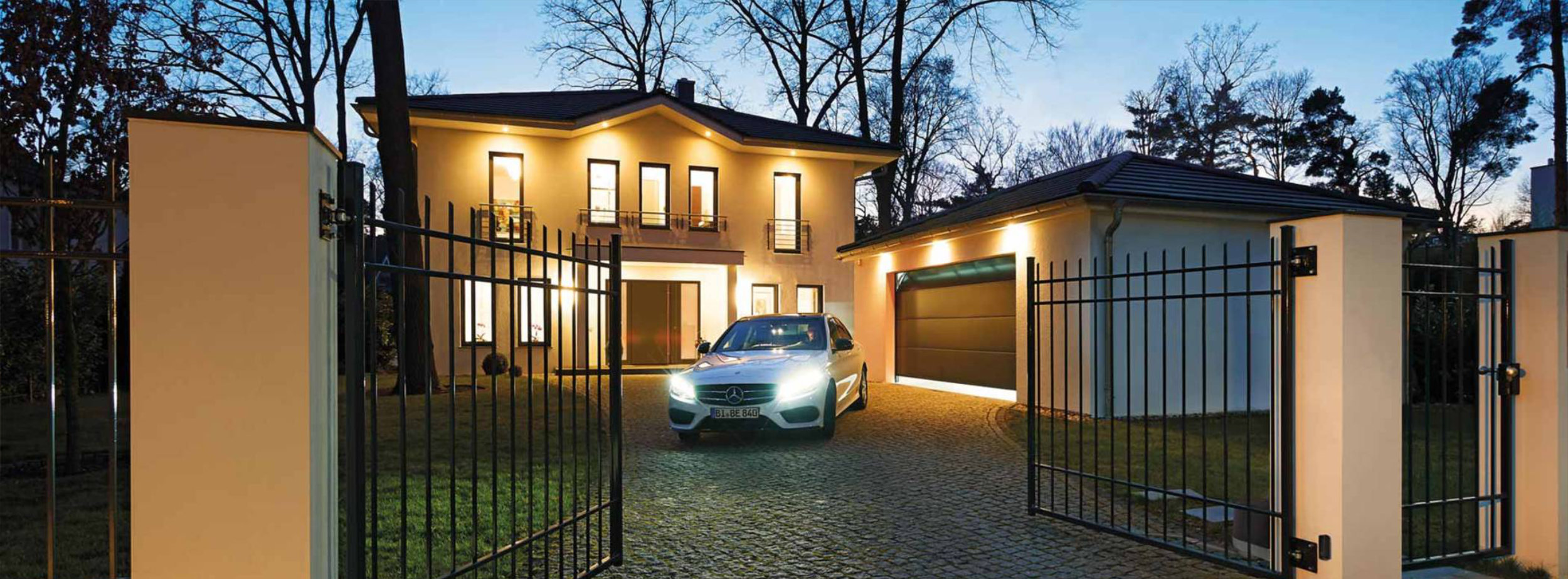 Antriebe für Tore und Garagen